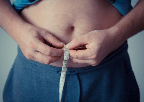 Confira dicas para perder as 'gordurinhas' da barriga