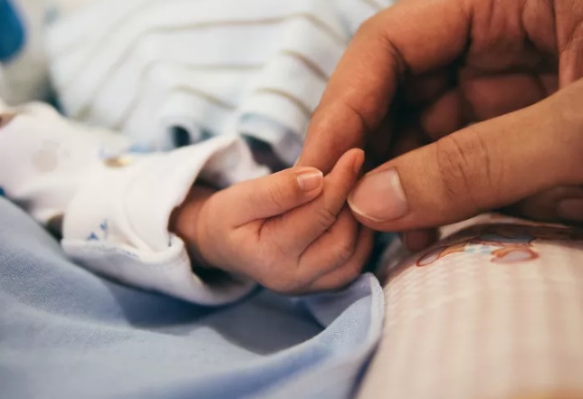 Bebê de 1 ano é um dos casos confirmados de coronavírus no Amazonas 