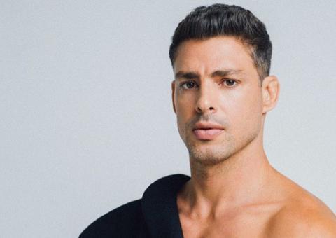 Cauã Reymond posta foto sem camisa; 'Saudades do que ainda não vivemos'