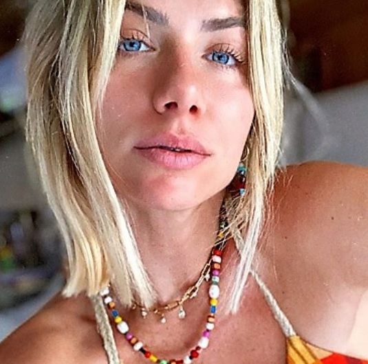 Giovanna Ewbank revela já ter ficado com ex-BBB 