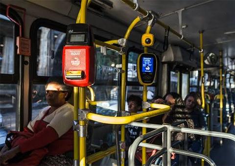 Trabalhadores do transporte público podem ter redução de jornada e salários