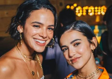 Bruna Marquezine comemora permanência de Manu Gavassi no BBB20 e manda recado aos fãs