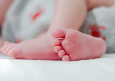 Bebê e grávida estão entre os infectados por coronavírus no Amazonas 