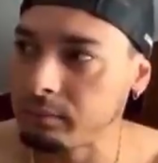 Ao vivo, Felipe Franco leva bronca da mãe após fazer jogo picante com musa fitness 