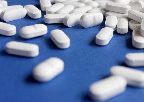 Câmara aprova projeto que libera remédios para covid-19 em 72 horas 