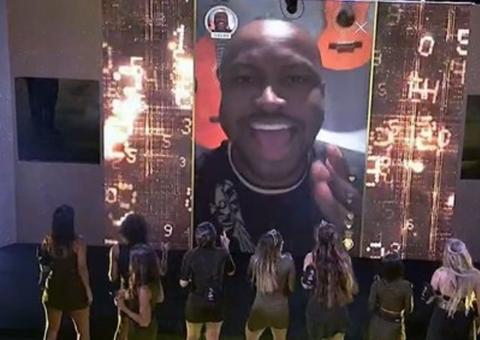 Após suposto fora de Ivy em Thiaguinho, cantor faz surpresa no BBB20