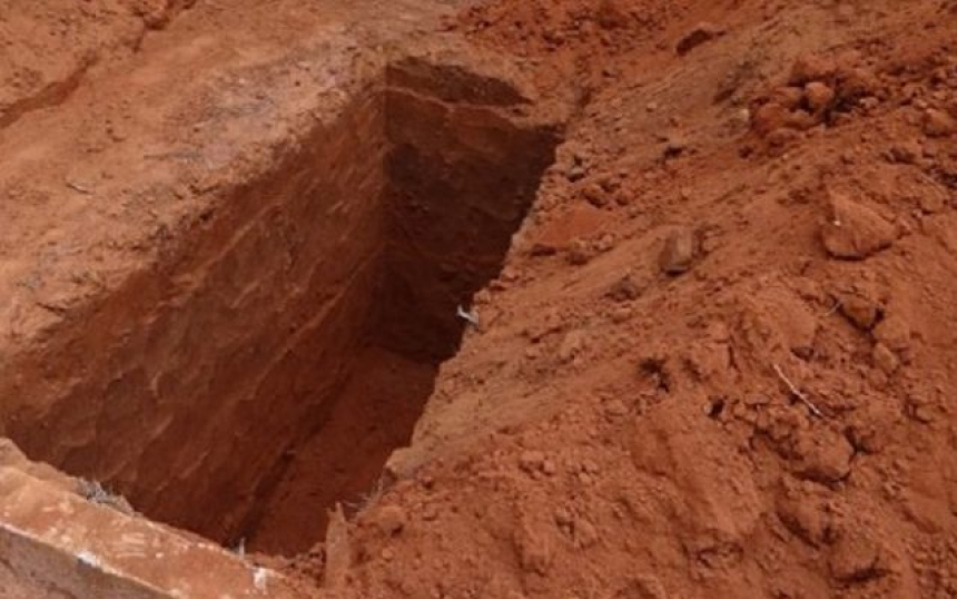 Cidade no Equador fica sem caixão e sem lugar em cemitério pela covid-19