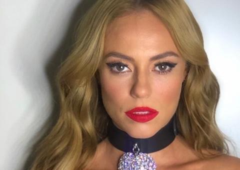 Paolla Oliveira incendeia web ao postar vídeo dançando com roupa provocante