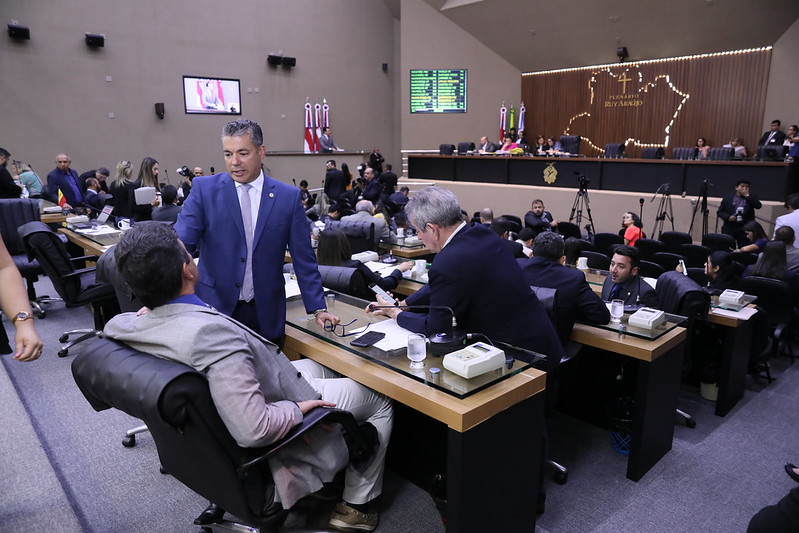 Deputados destinam mais de R$ 20 milhões para combate à Covid-19 no Amazonas