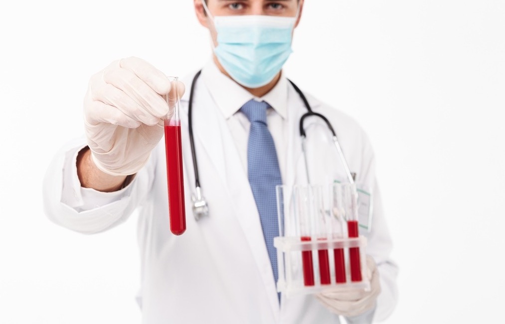 Especialista explica eficácia de diferentes exames para detectar o novo coronavírus 