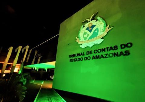 Com luzes verdes, TCE homenageia profissionais da saúde no Amazonas