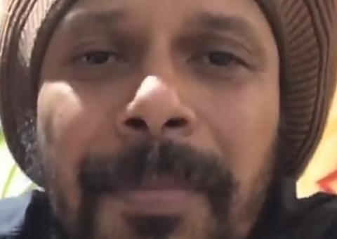 Cantor Marcelo Falcão detona lives shows: 'Competição de quem ostenta mais'