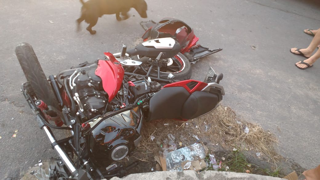 Motociclista morre após colidir com viatura da polícia em Manaus