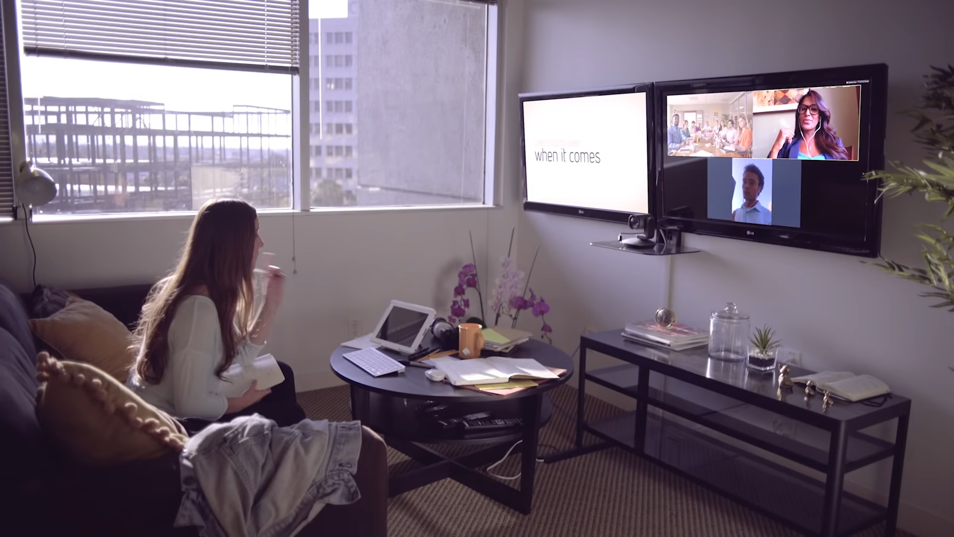 Programas de teleconferência explodem na internet durante quarentena; confira os mais baixados