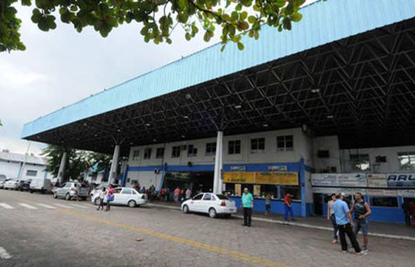 Rodoviárias são fechadas e transporte de pessoas entre cidades fica proibido no Amazonas