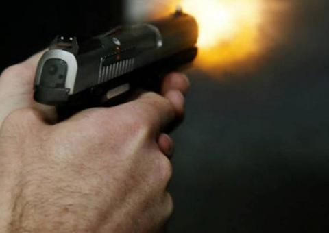 Em Manaus, sobrinho tenta matar tio a tiros na frente da família 
