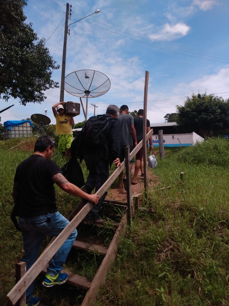 Dupla suspeita de matar desafeto com 36 facadas é presa no Amazonas 