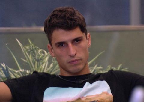 Após polêmica, Felipe Prior deve ficar de fora da final do BBB20 