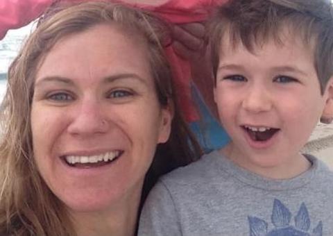 Após sair para passear de canoa com filho, Maeve F. Kennedy é encontrada morta