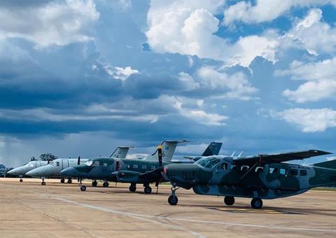 Deputado pede ajuda da FAB para levar pessoas de volta ao interior do Amazonas