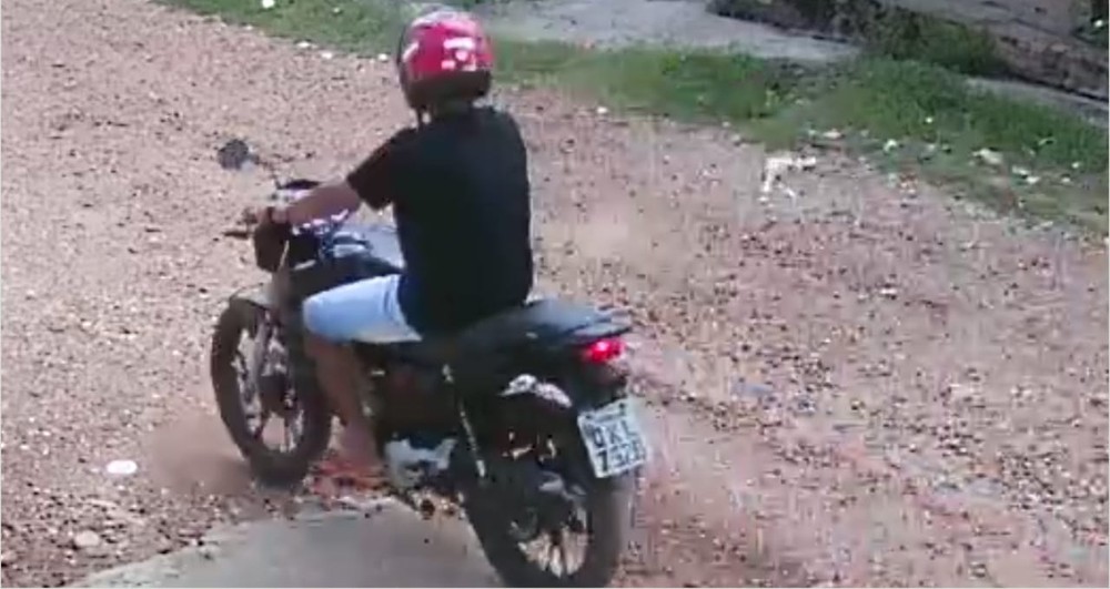 Polícia prende estuprador que obrigava famílias das vítimas a presenciarem a violência sexual 