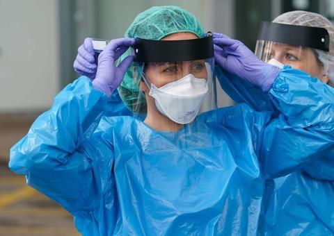 Mortes diárias crescem pela 2ª vez, e Espanha registra 757 vítimas em 24 h