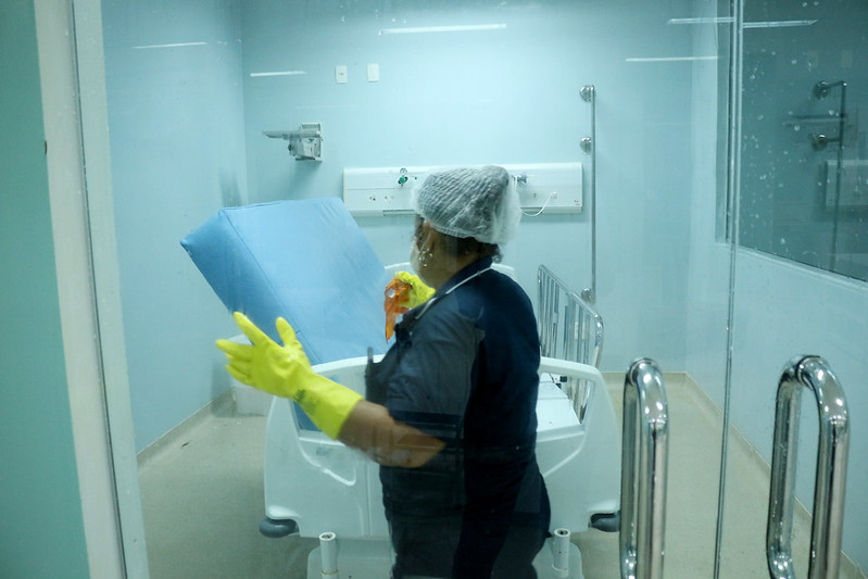 Prefeitura convoca 400 profissionais de saúde para atuar no combate à pandemia em Manaus