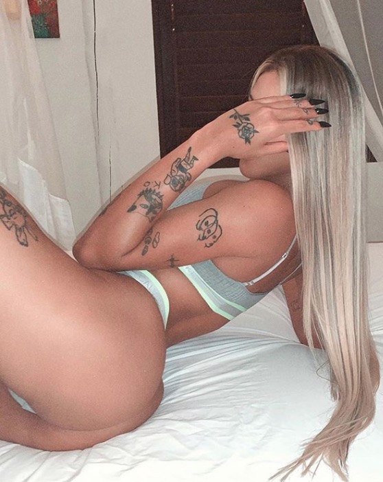 Pabllo Vittar dá 'viradinha' de lado e mostra bumbum GG: 'Luísa Sonza é você?