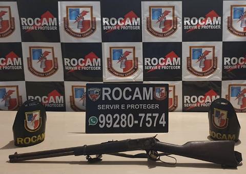 Armado, homem tenta fugir da polícia mas acaba preso em Manaus