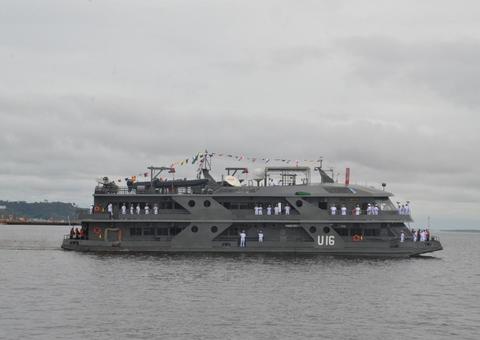 Deputado sugere ao governo pedir ajuda à Marinha para uso de navio hospital no Amazonas
