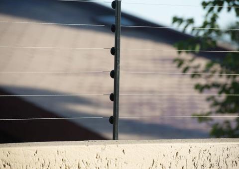 Em Manaus, dupla invade clínica médica e furta R$ 10 mil em objetos 