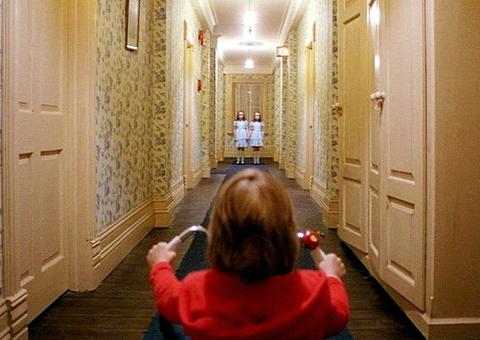 Stephen King lamenta que pessoas se sintam como se estivessem vivendo uma história dele