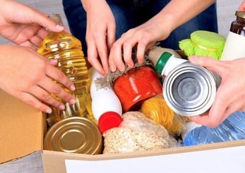 Jornalistas desempregados no Amazonas podem receber cestas básicas; saiba como conseguir 