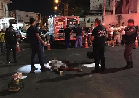 Em Manaus, homem encontrado morto com bilhete ao lado teve corpo crivado de balas