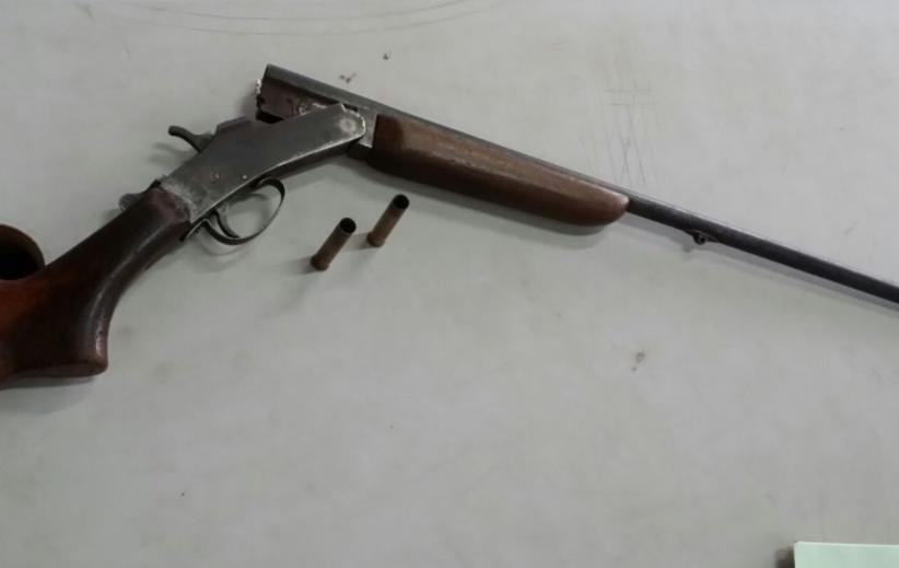 Homem é preso após usar espingarda para roubar carro em Manaus