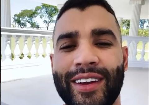 Gusttavo Lima acorda de ressaca após mais de sete horas de live: 'Atropelado por caminhão'