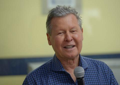 Pandemia não irá afetar salários de servidores municipais, diz Arthur Neto