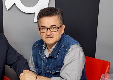 Escritor amazonense, Tenório Telles é internado com suspeita de Covid-19 em Manaus 