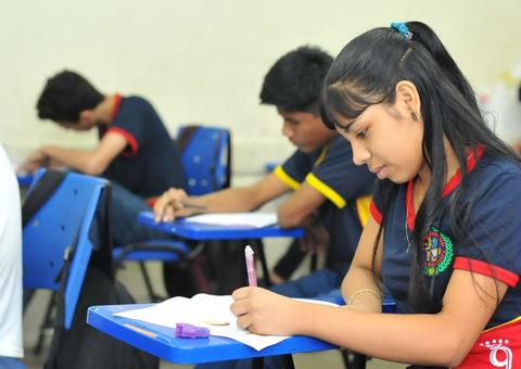 Calendário do Enem é mantido e estudante do Amazonas deve observar datas
