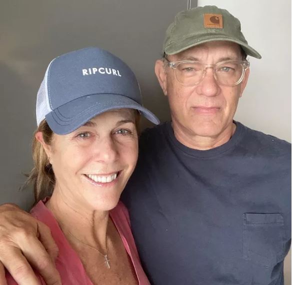 Curados do coronavírus, Tom Hanks e esposa participam de pesquisa de vacina contra doença