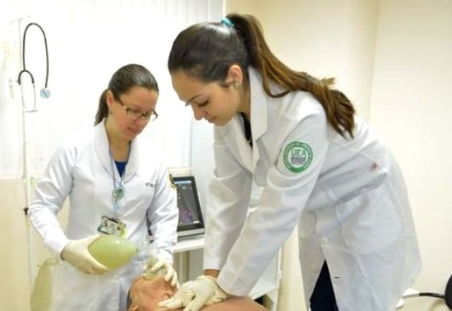 No Amazonas, 128 acadêmicos de saúde podem ter formatura antecipada