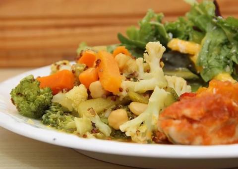 Senado aprova projeto para que alimentos não consumidos em empresas possam ser doados