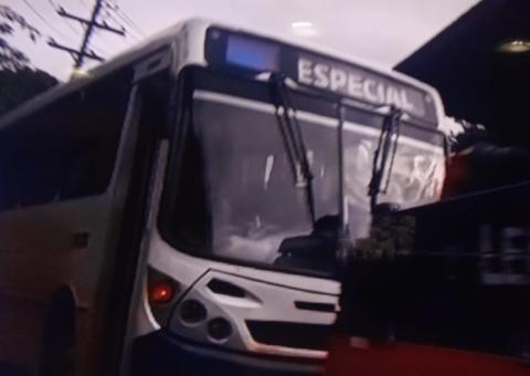 Motorista de ônibus espanca fiscal ao ser impedido de deixar Manaus com 44 passageiros 