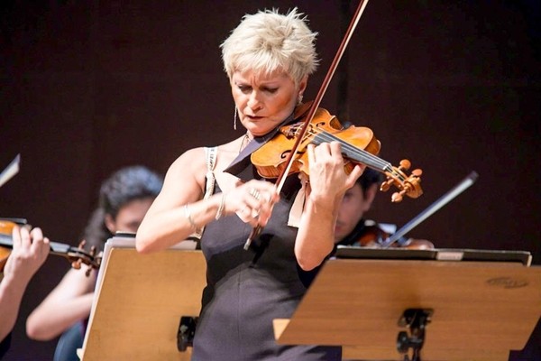 Orquestra de Câmara do Amazonas faz Live com Queen e Carrapicho no repertório