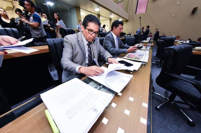 Estabelecimentos de ensino são acionados para conceder desconto no Amazonas