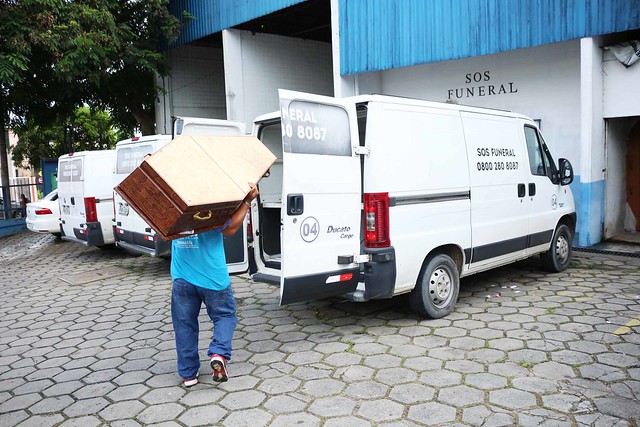 SOS Funeral passa a realizar até 18 sepultamentos por dia em Manaus 