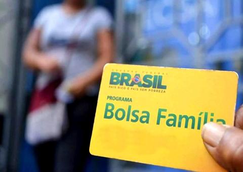 Beneficiários do Bolsa Família começam a receber hoje o auxílio emergencial