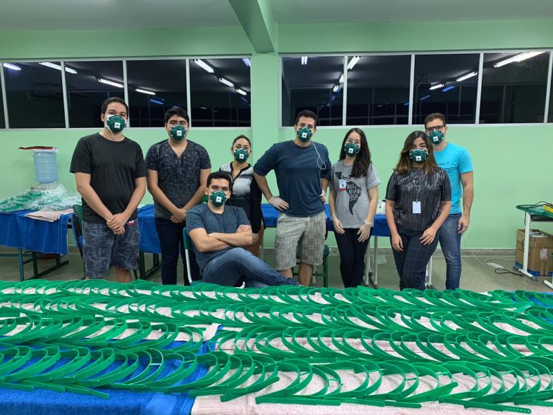 Equipe ligada à UEA atinge produção acima de 5 mil protetores em Manaus