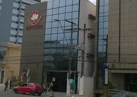 Ativação de leitos no Delphina e contratação de hospital são solicitadas no Amazonas