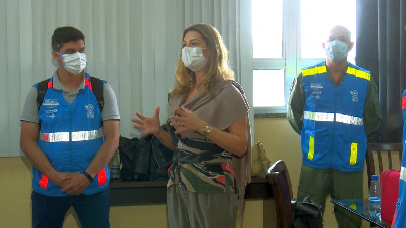 Manaus recebe 16 voluntários da saúde para reforçar pessoal no Delphina Aziz